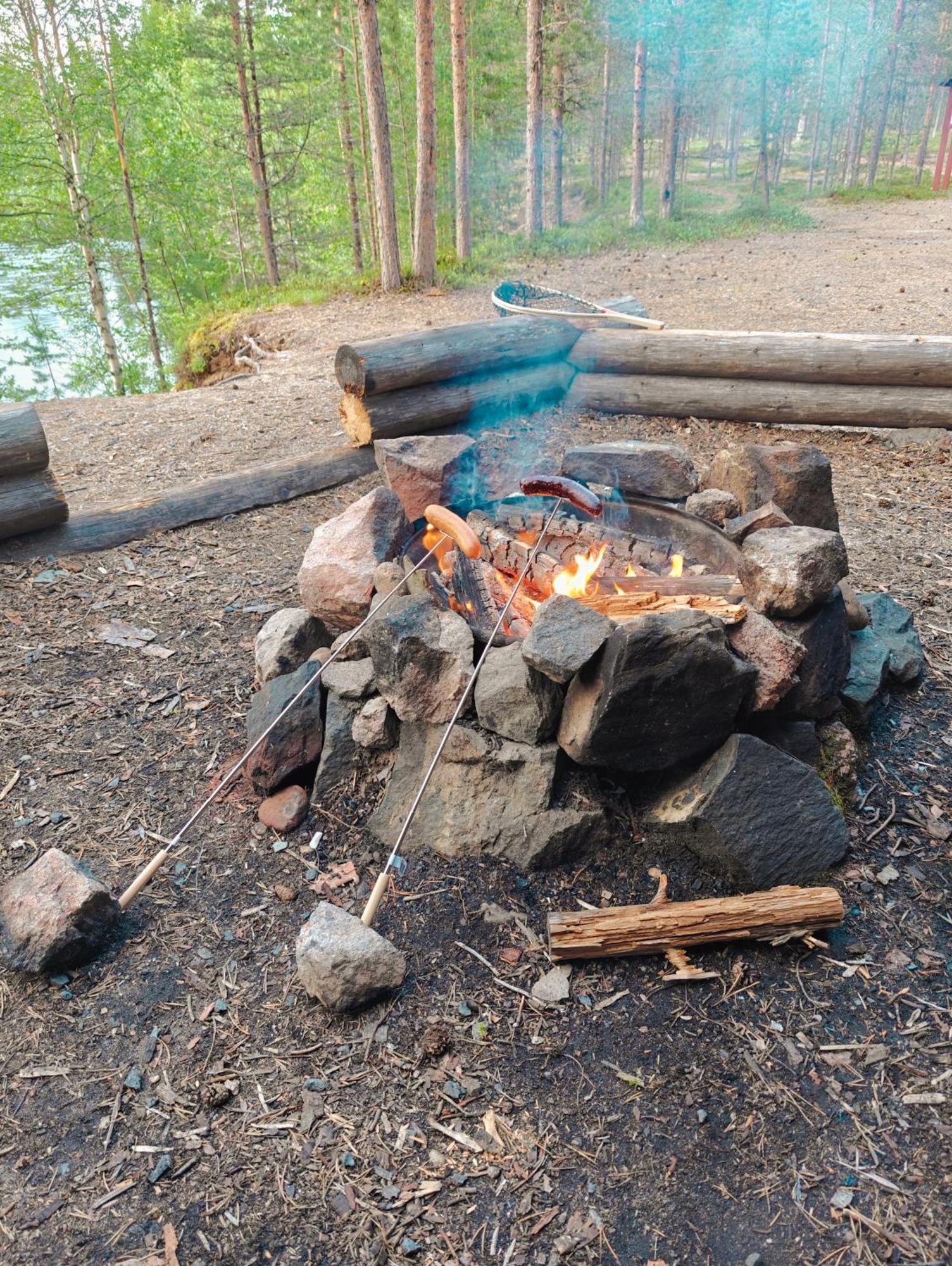 Lapland Riverside, Landscape Cabin, Kuukkeli 6, Yllaes, Tiny Home With Sauna, Fireplace, Terrace, Bbq, Wifi, Ski, Fishing, Pets Ok Äkäslompolo Buitenkant foto